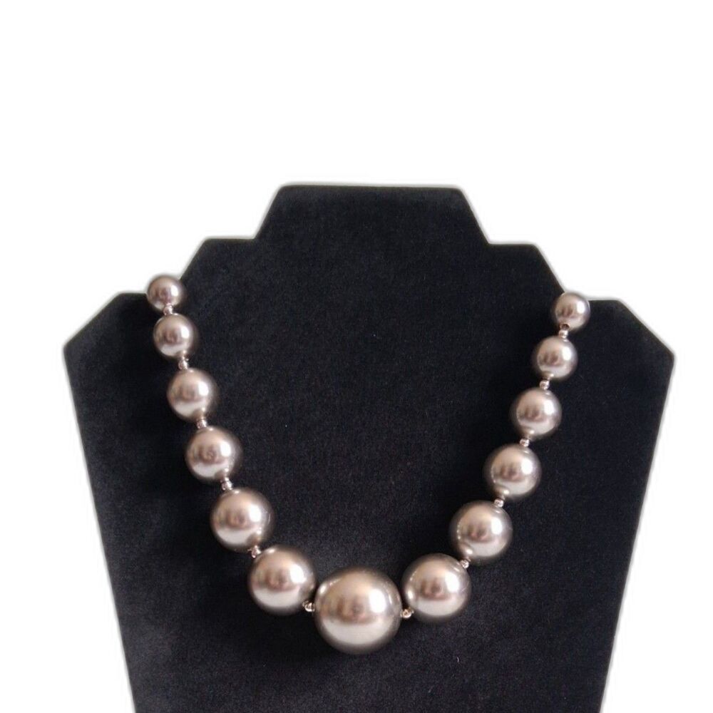 Silver Toned Chunky Acrylic Graduated Beaded Single Strand Statement Necklace